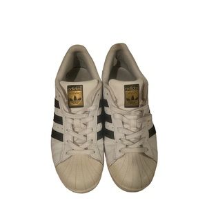 Adidas white superstar shoes